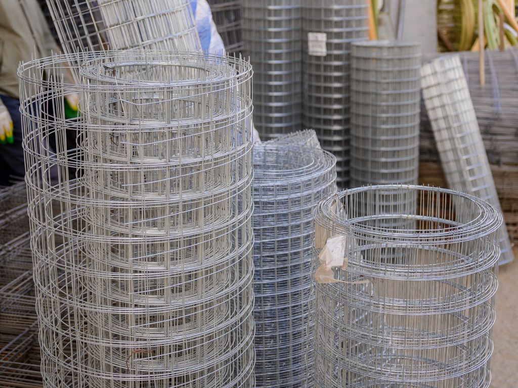 Lakshmi Wire Netting - best fencing - Weld mesh fencing's strength and versatility - blog post