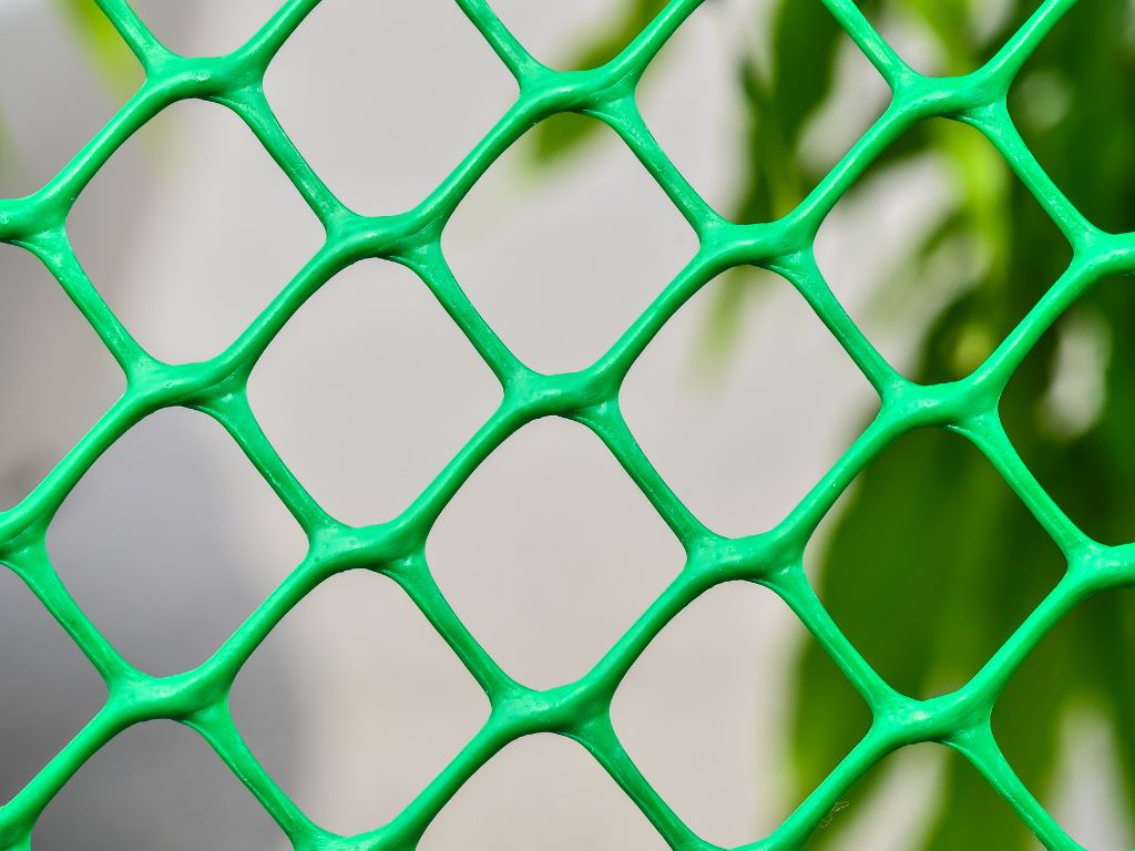 Lakshmi Wire Netting - best fencing - Why Plastic Wire Mesh Fences Are the Perfect Choice for Your Home - blog post