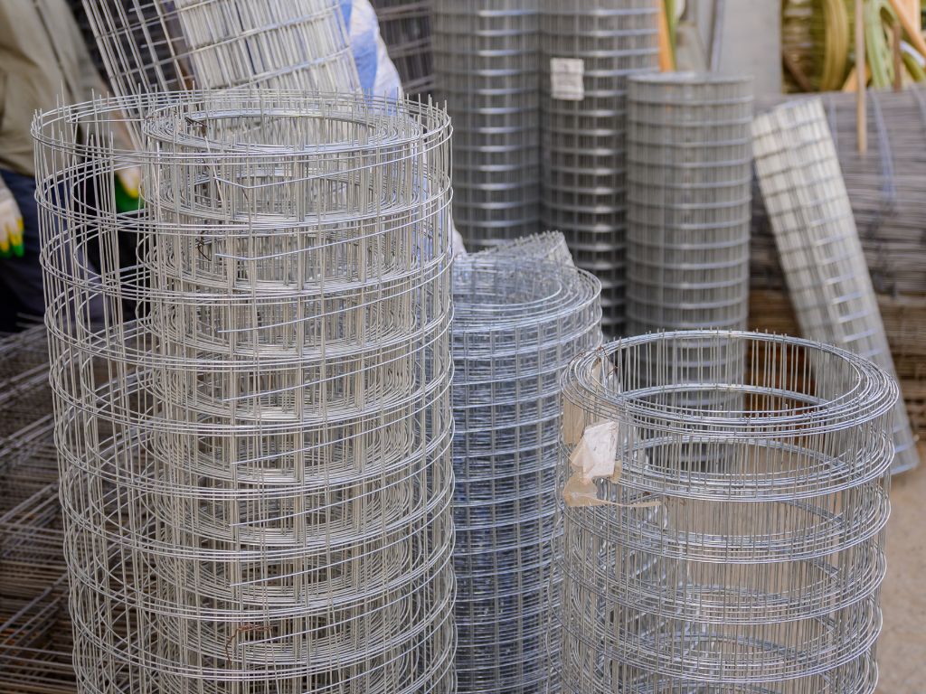 Lakshmiwirenetting - Best fencing - Exposing Weld Mesh Fencing’s Power and Flexibility 3